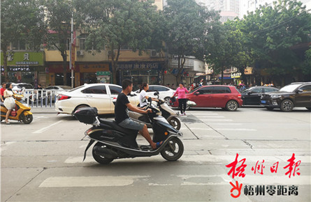 市民交通安全意識(shí)還需提高 